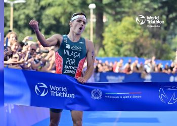 Ricardo Batista sagra-se campeão europeu de triatlo sprint