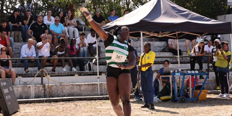 Jéssica Inchude bate recorde do lançamento do peso no último dia dos Campeonatos de Portugal
