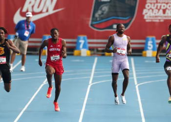 Noah Lyles perde final dos 200 m devido a cãibras no Campeonato dos Estados Unidos