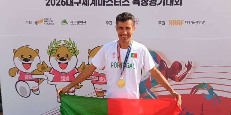Medalha de ouro para Davide Figueiredo nos 5.000 m do Mundial de Masters em Daegu