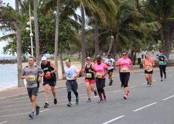 Maratona da Nova Caledónia interrompida após a morte de um corredor e uma série de problemas graves de saúde com mais atletas