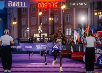 Espanhol Rodrigue Kwizera vence 10 km noturnos de Praga com recorde nacional