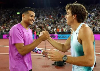 Duplantis ganha duelo a Karalis na vara do Ultimate Championship