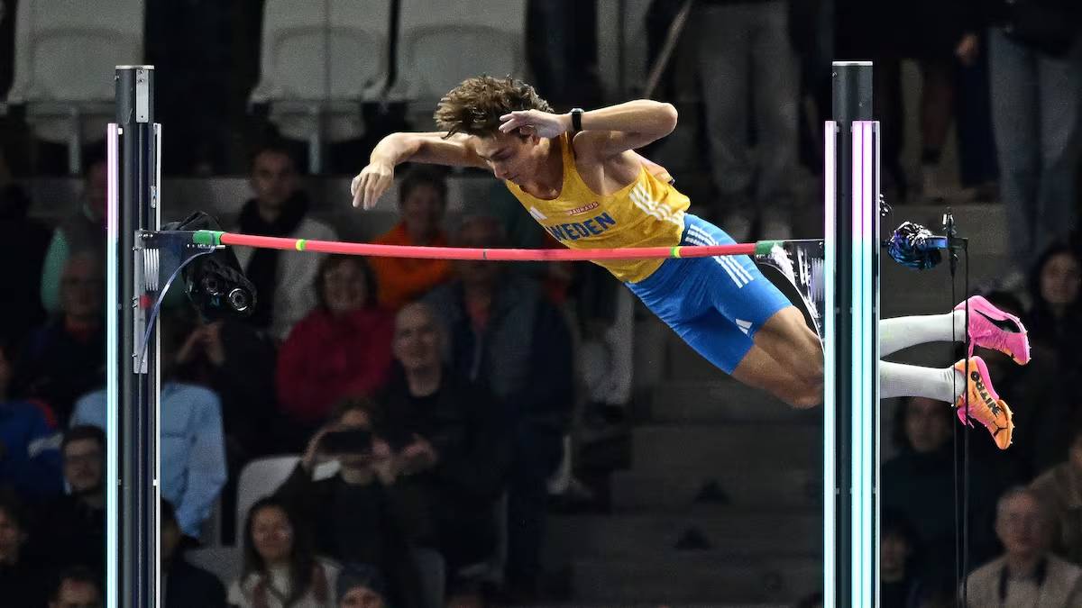 Armand Duplantis desiste da época de pista curta de 2027 falhando Europeu em Março